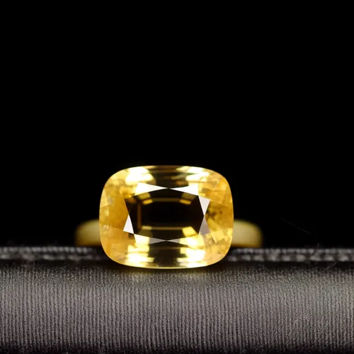 Yellow Sapphire Pukhraj